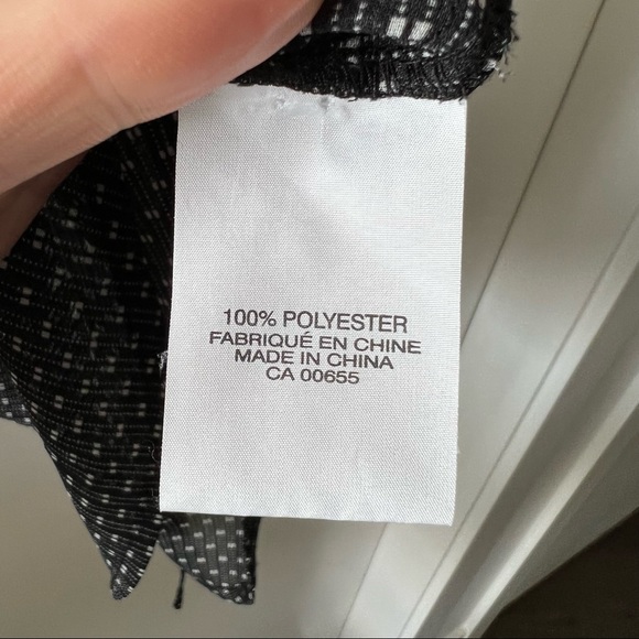 Small Tunic Style Sheer Top - Picture 3 of 4